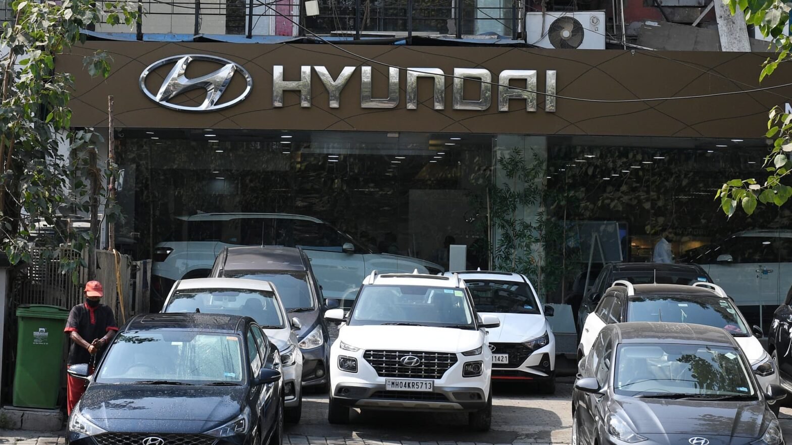 hyundai-motor-india’s-shares-set-to-start-trading-after-the-country’s-largest-ipo