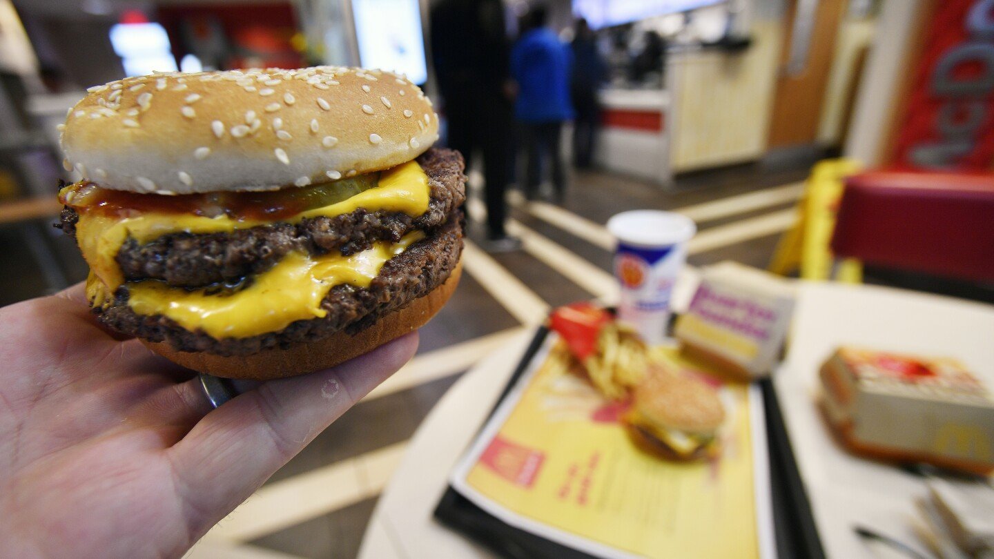 mcdonald’s-tries-to-reassure-customers-after-deadly-e.-coli-outbreak