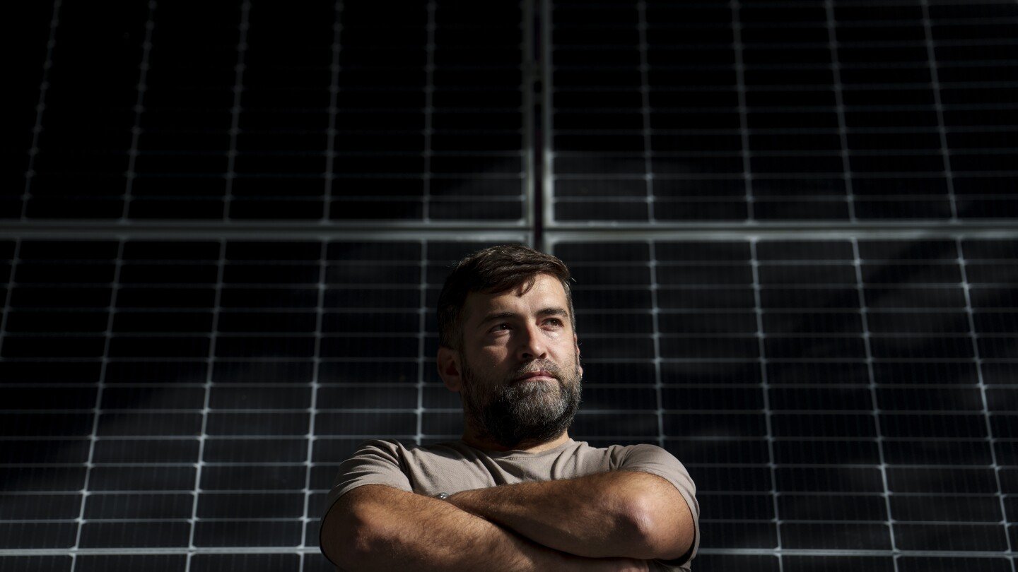 as-coal-plants-shut-in-romania,-some-miners-transition-to-green-energy-while-others-are-reluctant