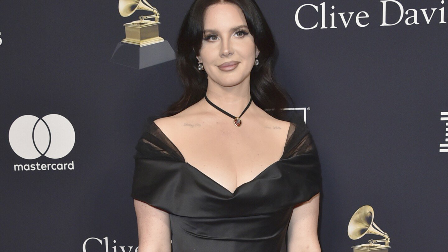 lana-del-rey-did-marry-alligator-swamp-tour-guide-jeremy-dufrene-in-louisiana,-document-shows