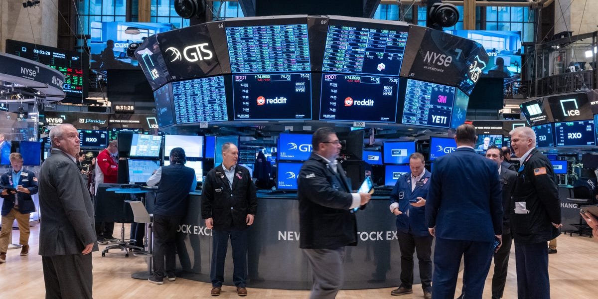 stock-market-today:-s&p-500-snaps-3-day-losing-streak-as-tesla-surges-22%