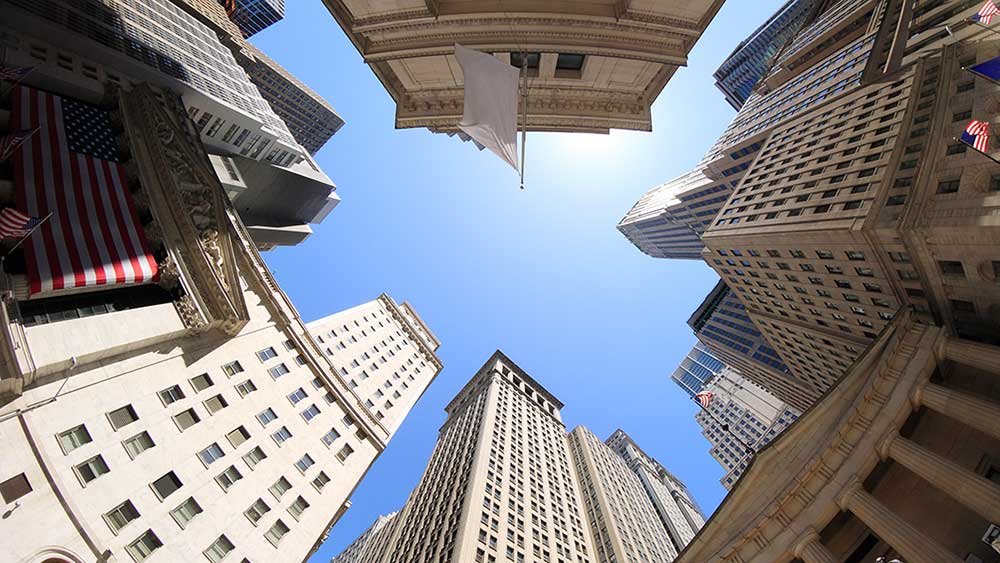 nasdaq-hits-high-as-tesla-leads-earnings-winners:-weekly-review