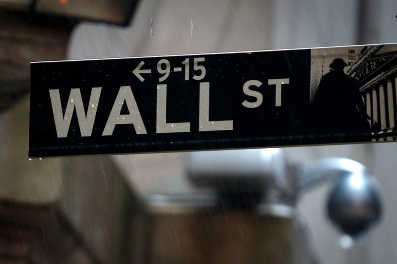 stock-market-today:-s&p-500-climb-ahead-of-busy-week-for-data,-big-tech-earnings-by-investing.com