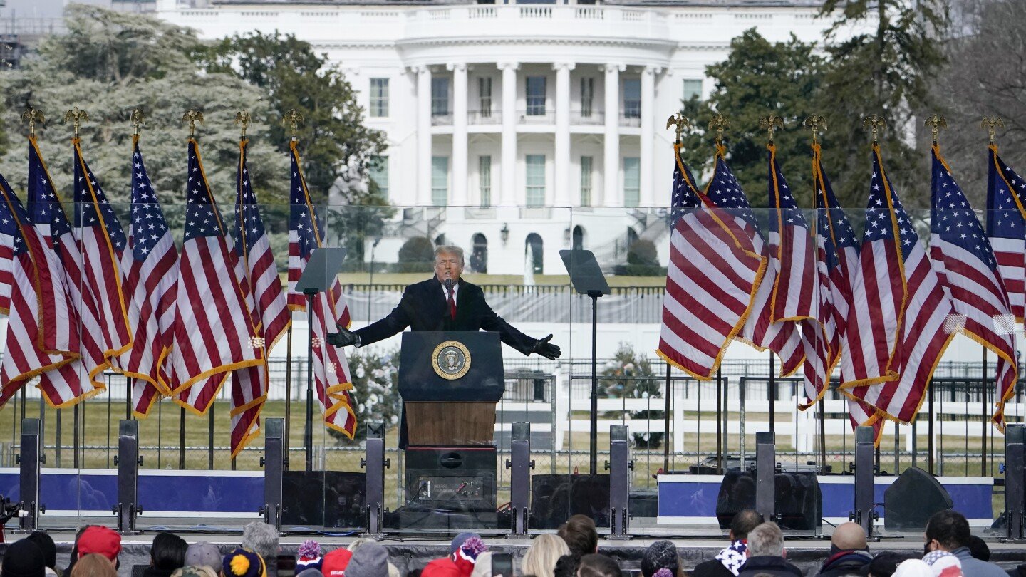 harris-is-speaking-at-the-same-spot-where-trump-fanned-anger-on-jan-6,-2021.-here’s-what-happened