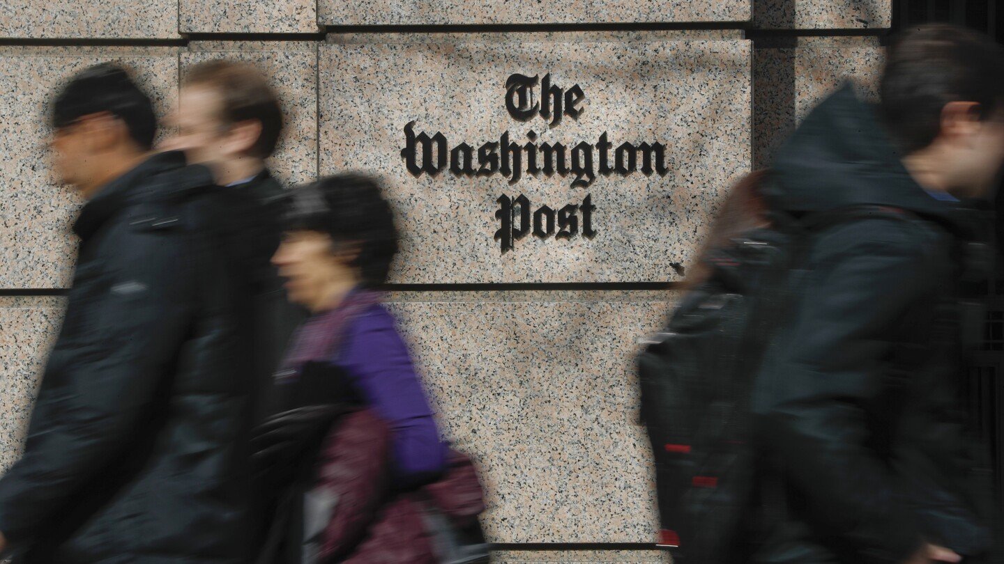 newspaper-non-endorsements-at-washington-post,-la-times-fit-a-trend,-but-their-readers-aren’t-happy