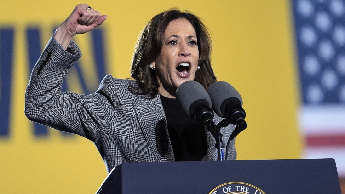 harris-reaches-for-a-big-moment-in-her-closing-argument-for-‘turning-the-page’-on-trump