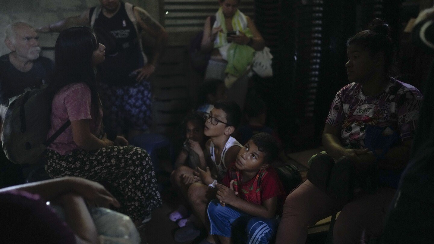 how-mexican-cartels-manage-the-flow-of-migrants-on-their-way-to-the-us-border