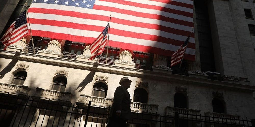 stock-market-today:-indexes-slip-as-traders-digest-gdp-and-inflation-data-ahead-of-more-big-earnings