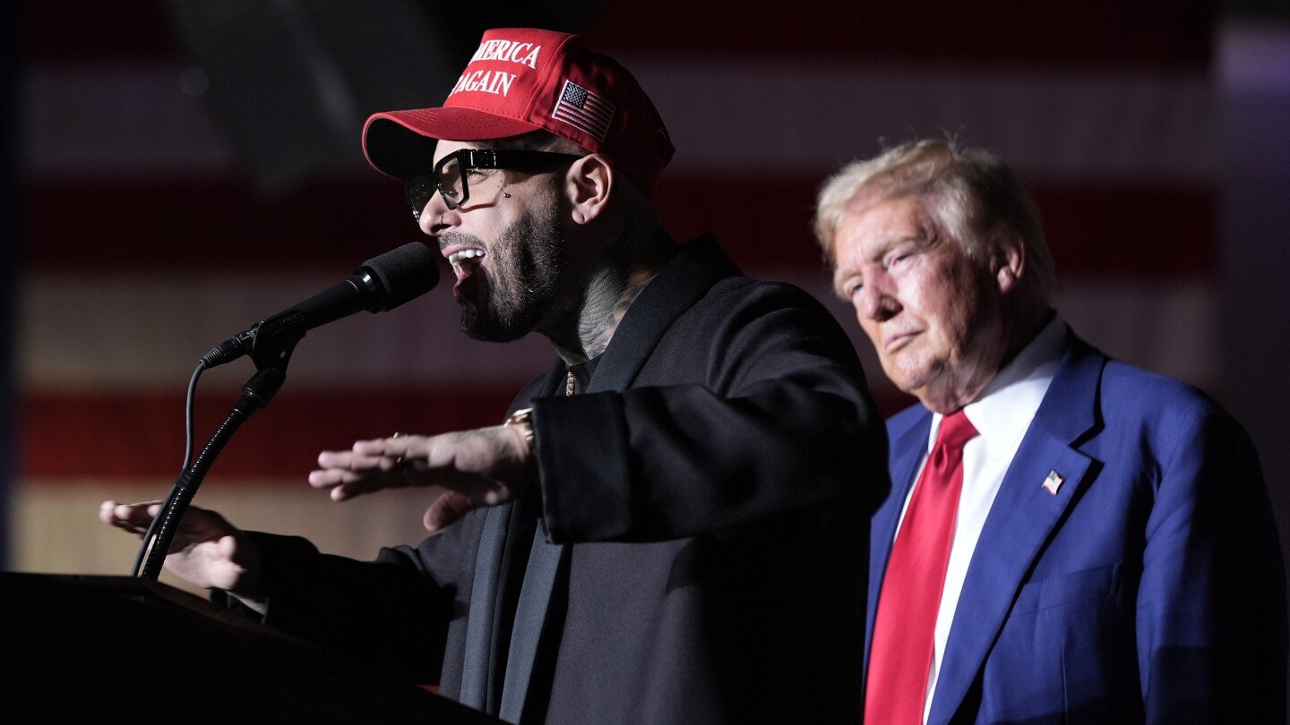 nicky-jam-withdraws-endorsement-of-donald-trump-over-comedian’s-‘garbage’-comment-about-puerto-rico