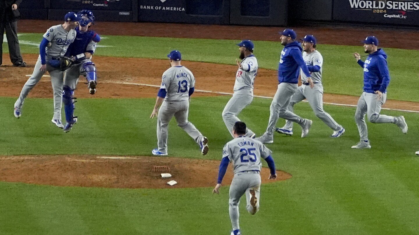 dodgers-win-world-series-in-5-games,-overcome-5-run-deficit-with-help-of-errors-to-beat-yankees-7-6