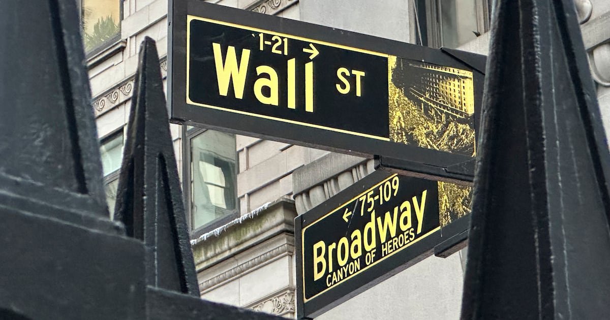 stock-market-today:-dow-and-s&p-slip-as-wall-street-braces-for-first-losing-month-since-april