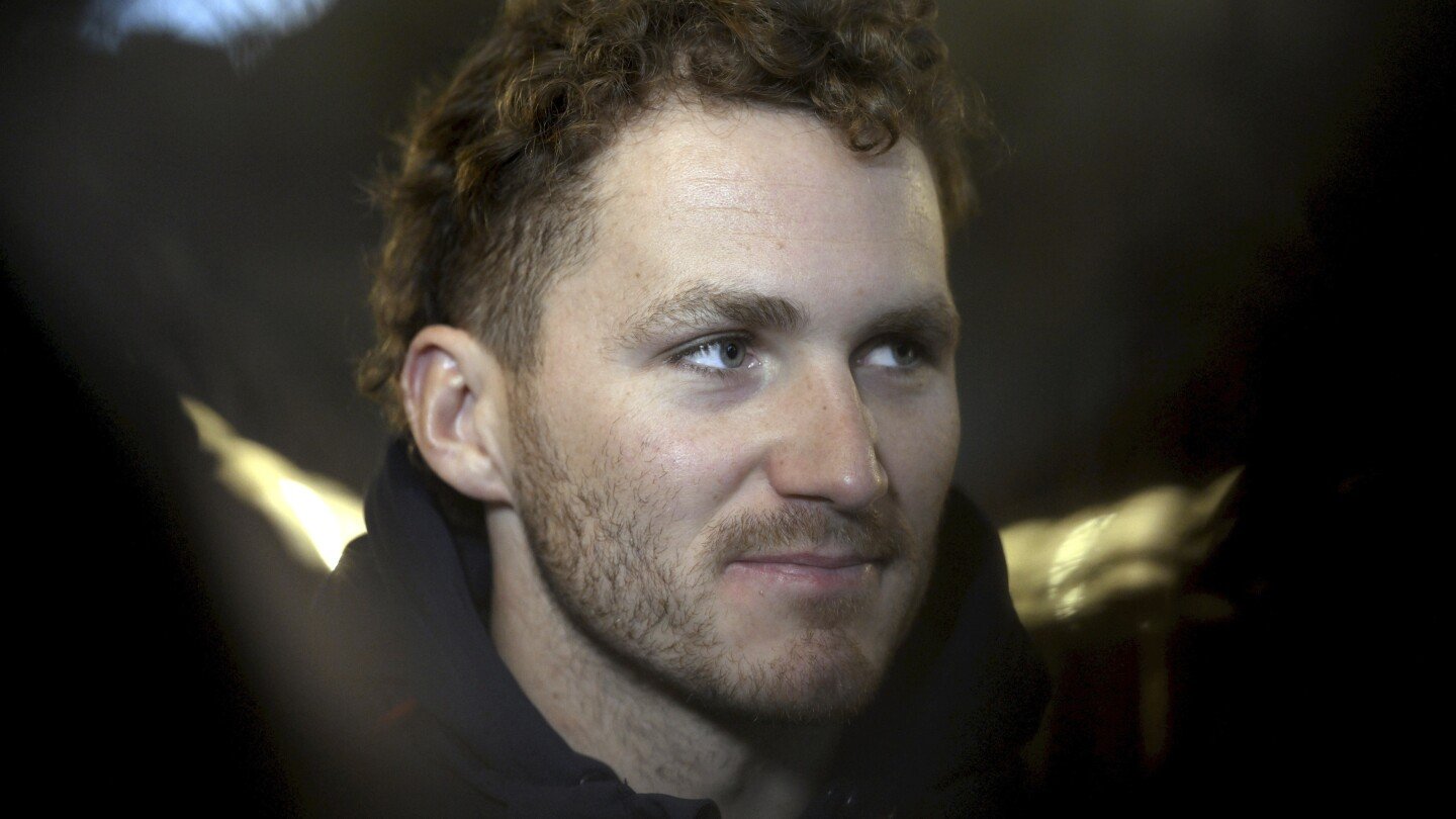 saunas,-reindeer-and-hockey:-stars-and-panthers-enjoy-their-time-in-finland-before-2-game-series