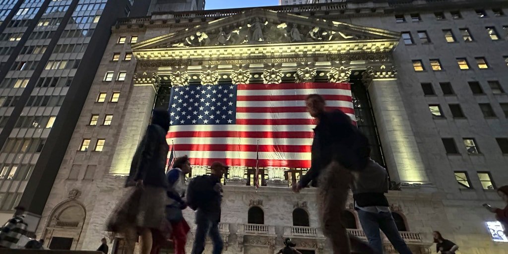 stocks-soar-after-decisive-trump-victory