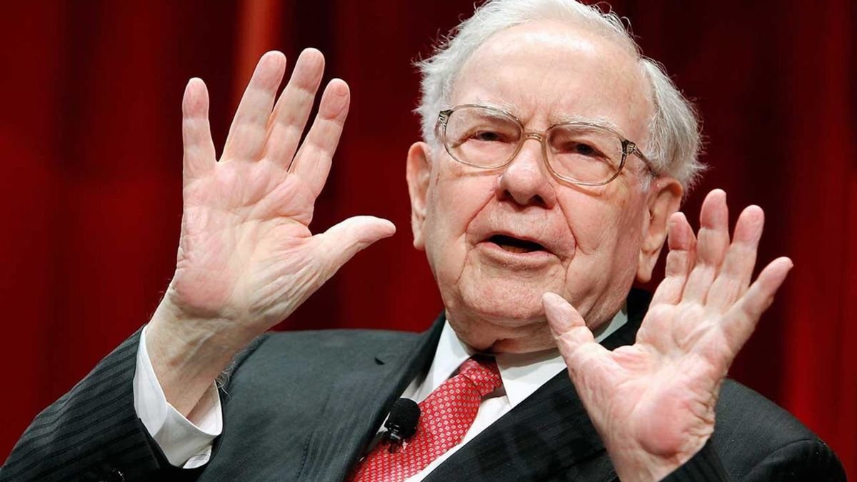 why-is-warren-buffett-selling-so-much-stock?