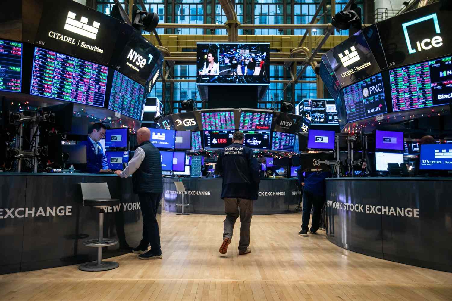 dow-jones-today:-stock-futures-rise-as-market-looks-to-extend-post-election-rally;-bitcoin-surges-to-record-high