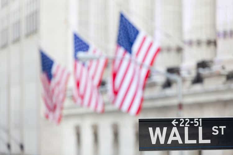 is-the-stock-market-open-on-veterans-day?-(nysearca:spy)