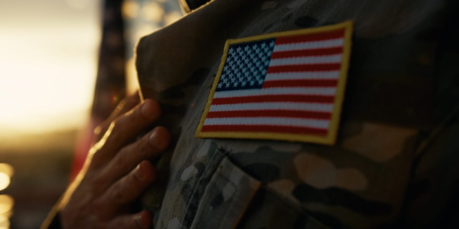 what-is-open,-closed-on-veterans-day-2024-today?-banks,-post-office,-restaurants,-retail