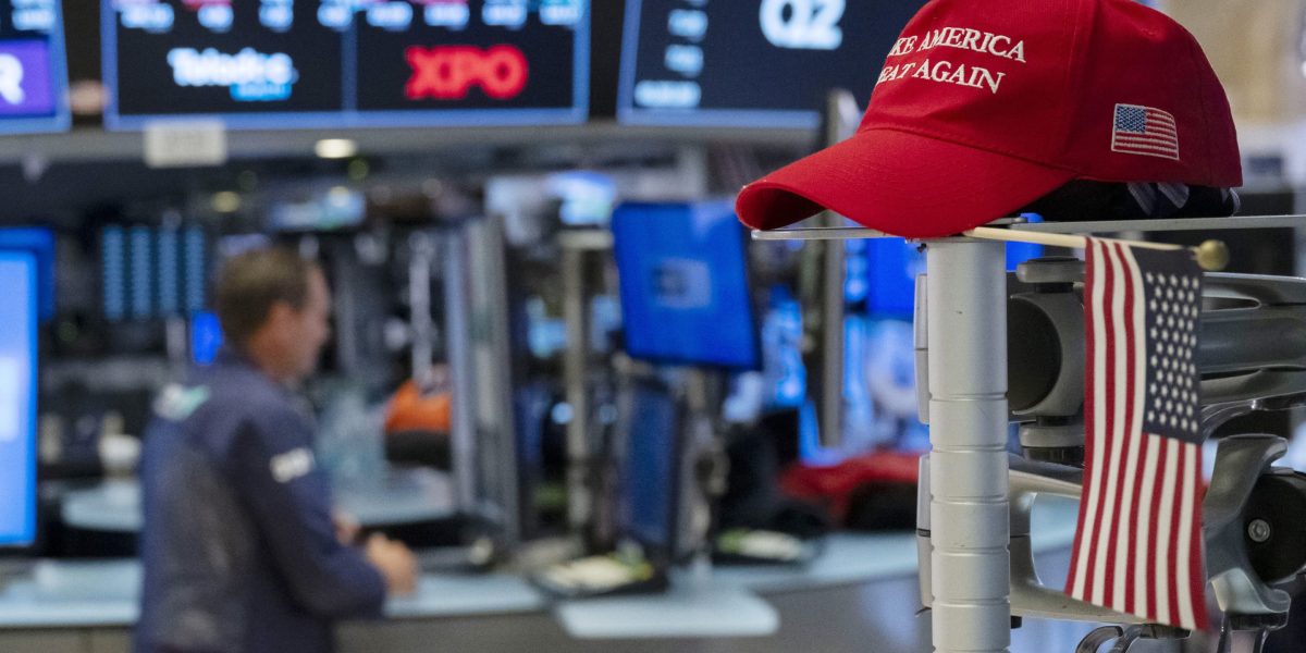 trump’s-scoreboard-is-s&p-500,-and-it’s-wall-street’s-best-hope