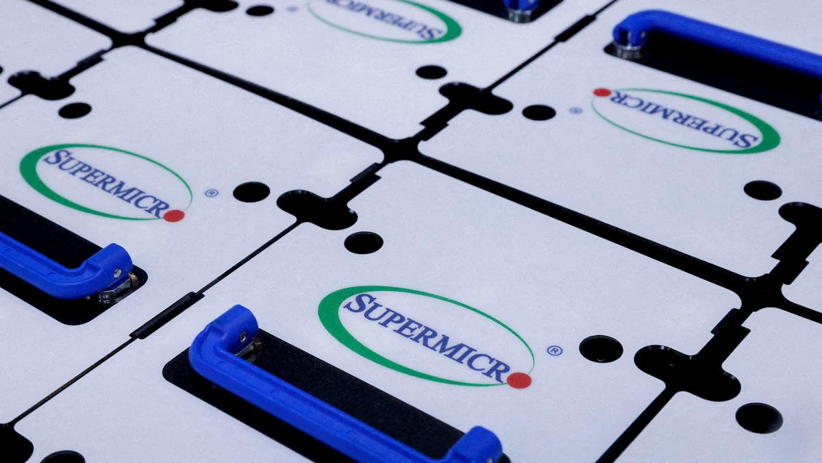 super-micro-computer-stock-surges-as-investors-wait-for-update