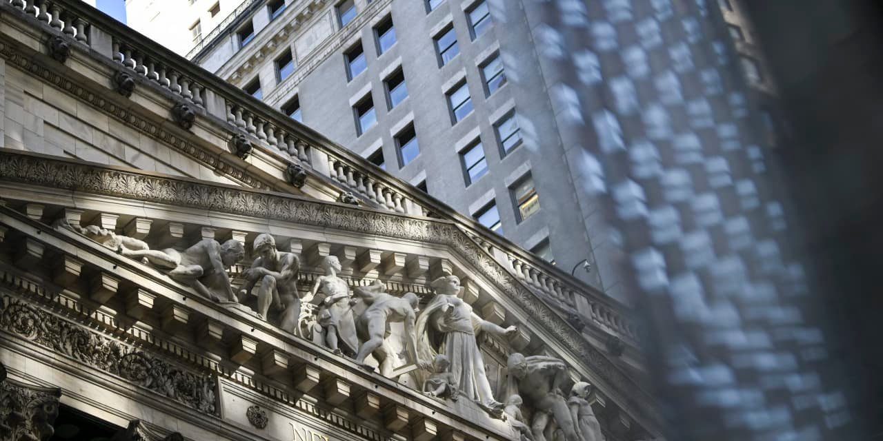 stock-market-today:-dow-futures-and-treasury-yields-dip-after-russia-nuclear-comments