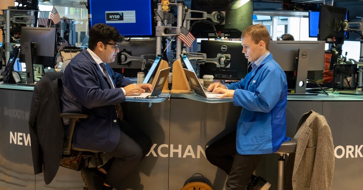 stock-market-today:-wall-street-rises-near-records-as-treasury-yields-ease