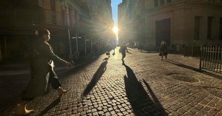 stock-market-today:-wall-street-ticks-slightly-lower-to-kick-of-the-final-the-month-of-2024