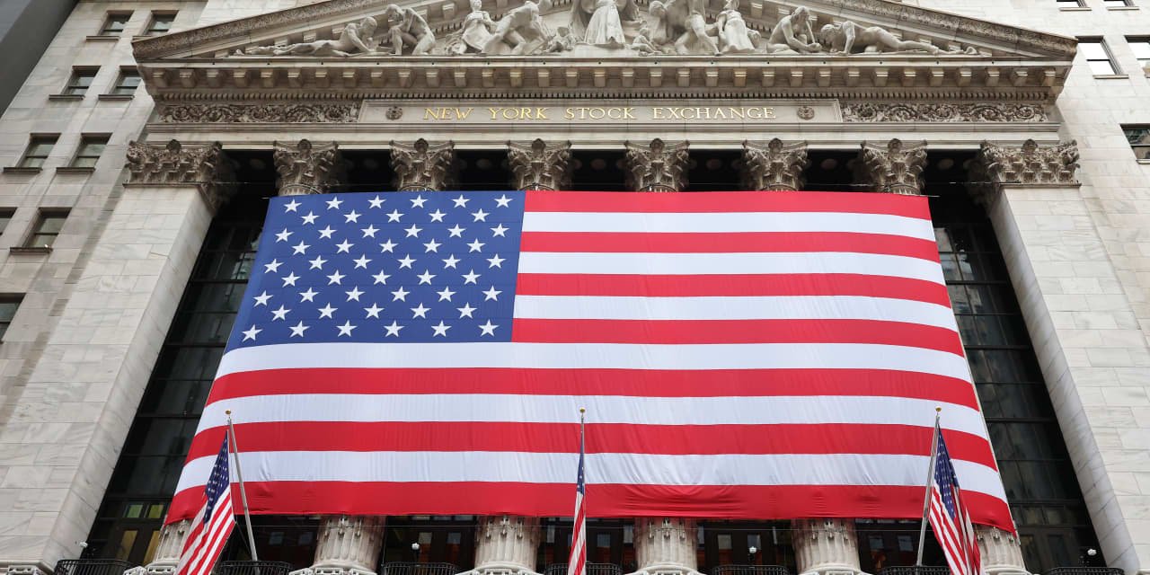 stock-market-today:-dow-futures-hold-just-shy-of-record-highs