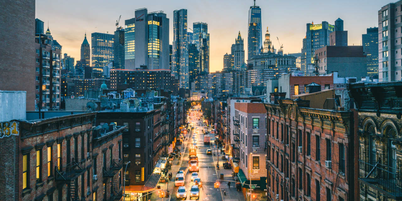 luxury-home-sales-surged-in-november-amid-stock-market-rally