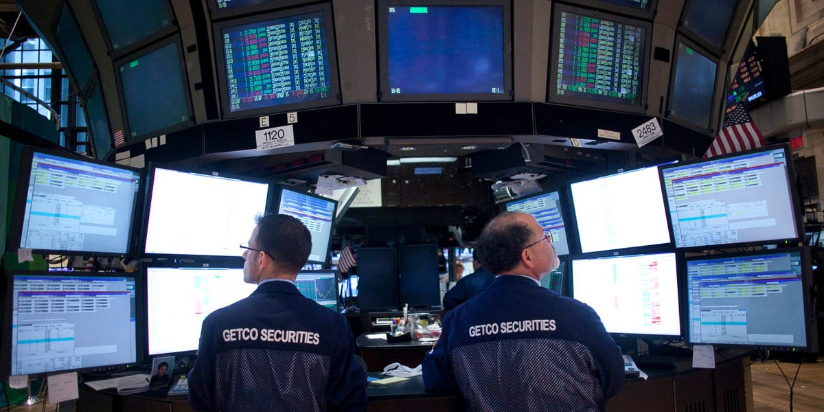 stock-market-today:-indexes-end-lower-as-traders-look-to-jobs-report-for-clues-on-fed-policy