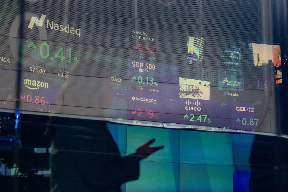 as-big-tech-profit-growth-slows,-investors-hunt-for-a-new-thing