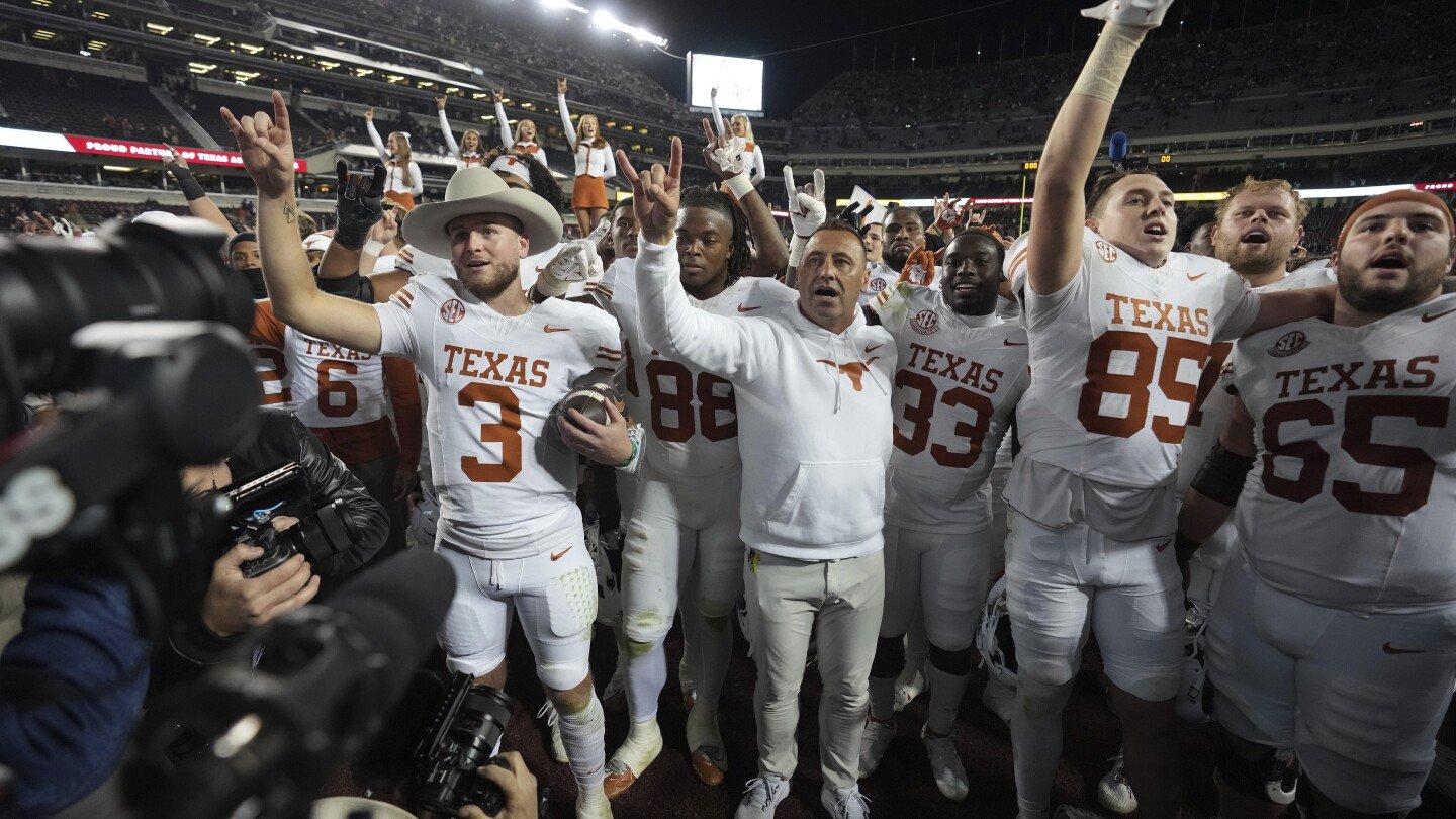 no-2-texas-goes-for-a-title-in-its-first-sec-season,-but-must-get-by-no.-5-georgia