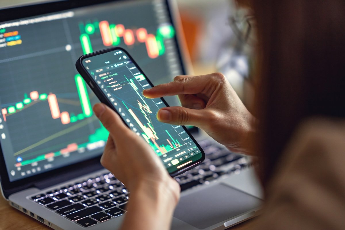 is-broadcom-stock-a-buy-now?