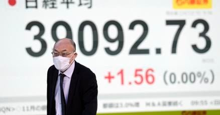 stock-market-today:-asian-shares-are-mixed,-with-hong-kong-surging-while-korean-benchmark-slides