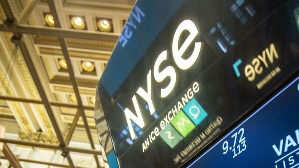 wall-street-today:-us-stocks-muted-as-investors-eye-inflation-data