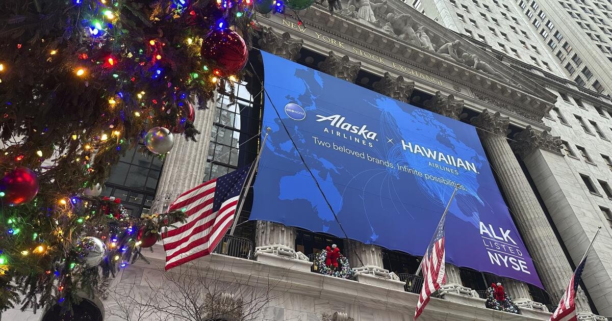 stock-market-today:-wall-street-slips-to-a-rare-back-to-back-loss