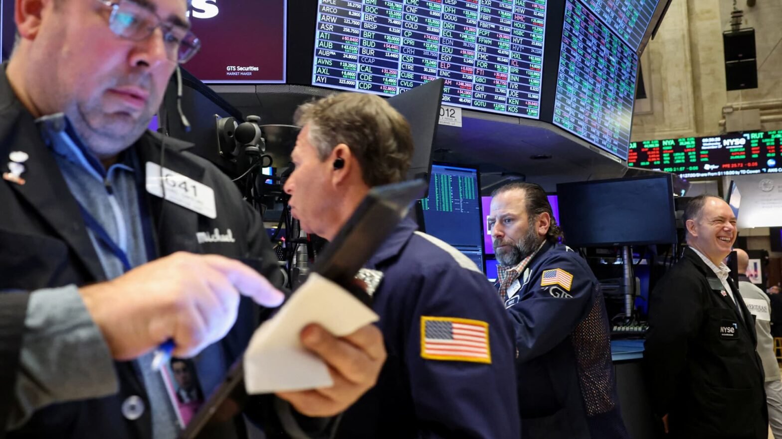 friday’s-big-stock-stories:-what’s-likely-to-move-the-market-in-the-next-trading-session