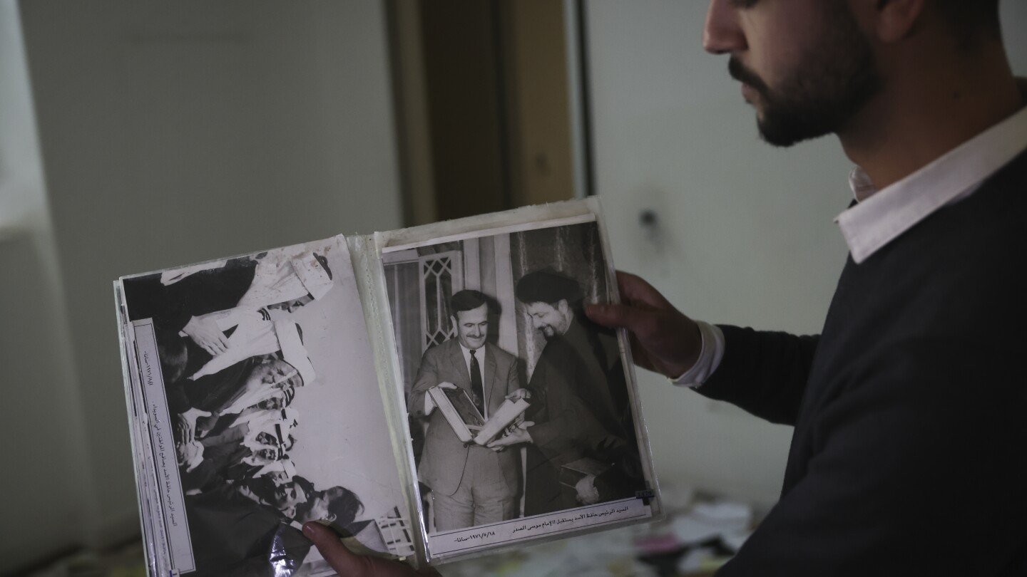 fotos-comprometedoras-de-assad-causan-burlas-tras-su-caida-en-siria