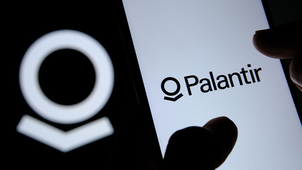 palantir-stock,-which-was-just-added-to-nasdaq-100,-sheds-4%
