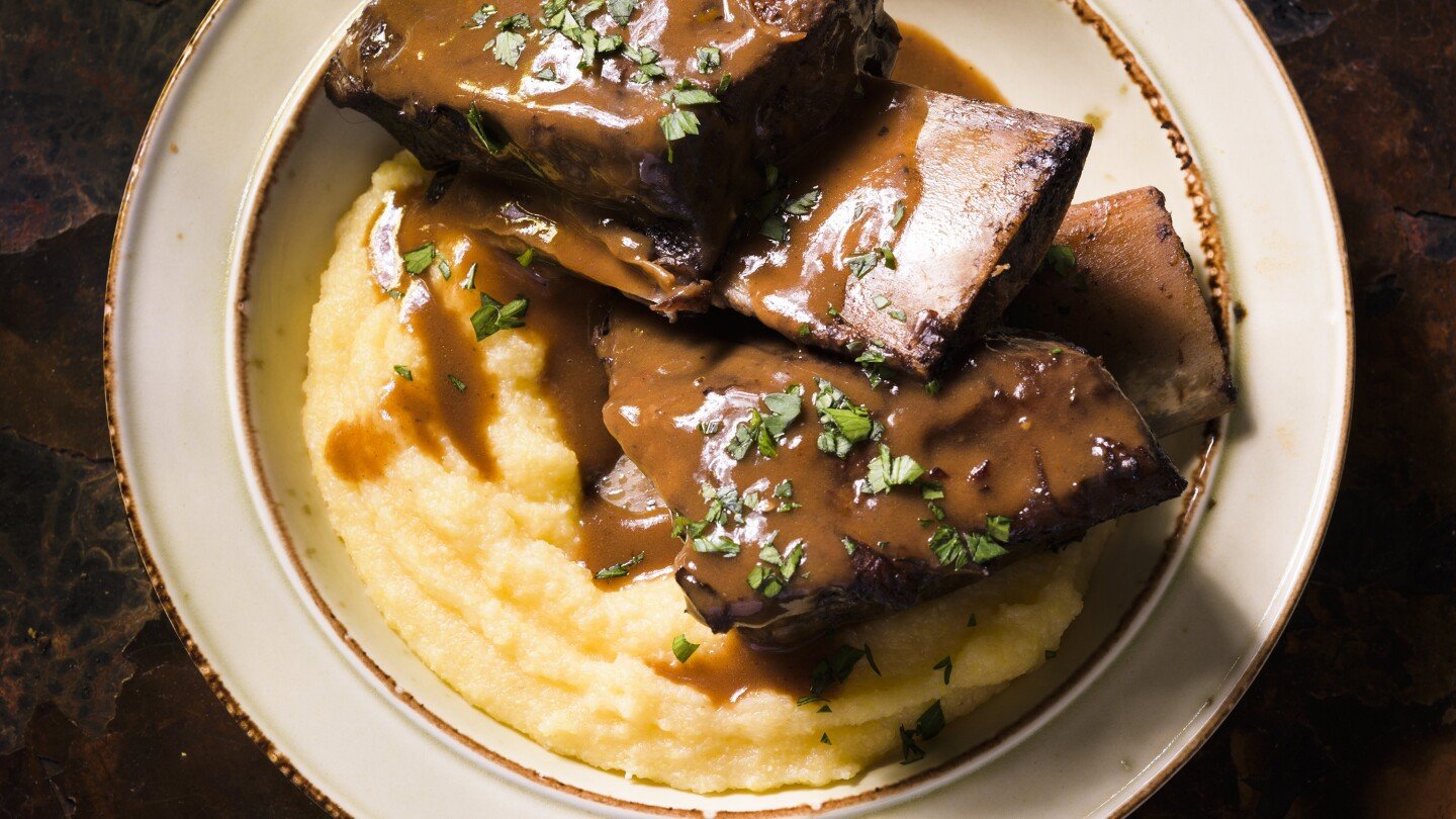 short-ribs-braised-in-wine-and-aromatics-make-for-an-elegant-holiday-dinner