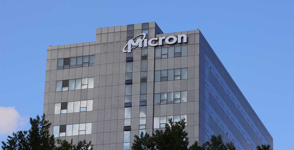 micron-stock-dives-as-chipmaker-whiffs-on-guidance