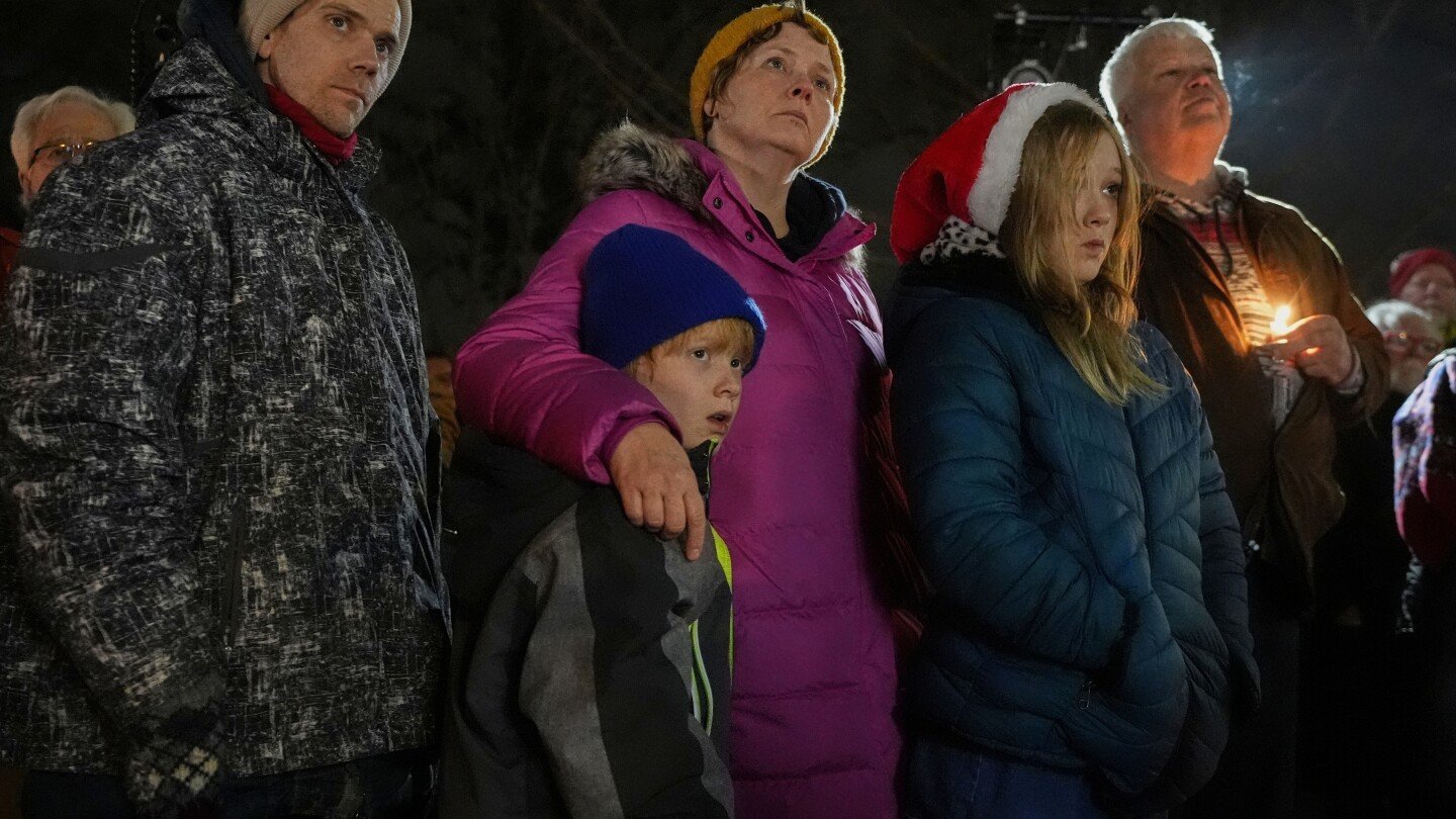 policia-de-wisconsin-guarda-silencio-sobre-tiroteo-escolar-mientras-continua-busqueda-de-respuestas