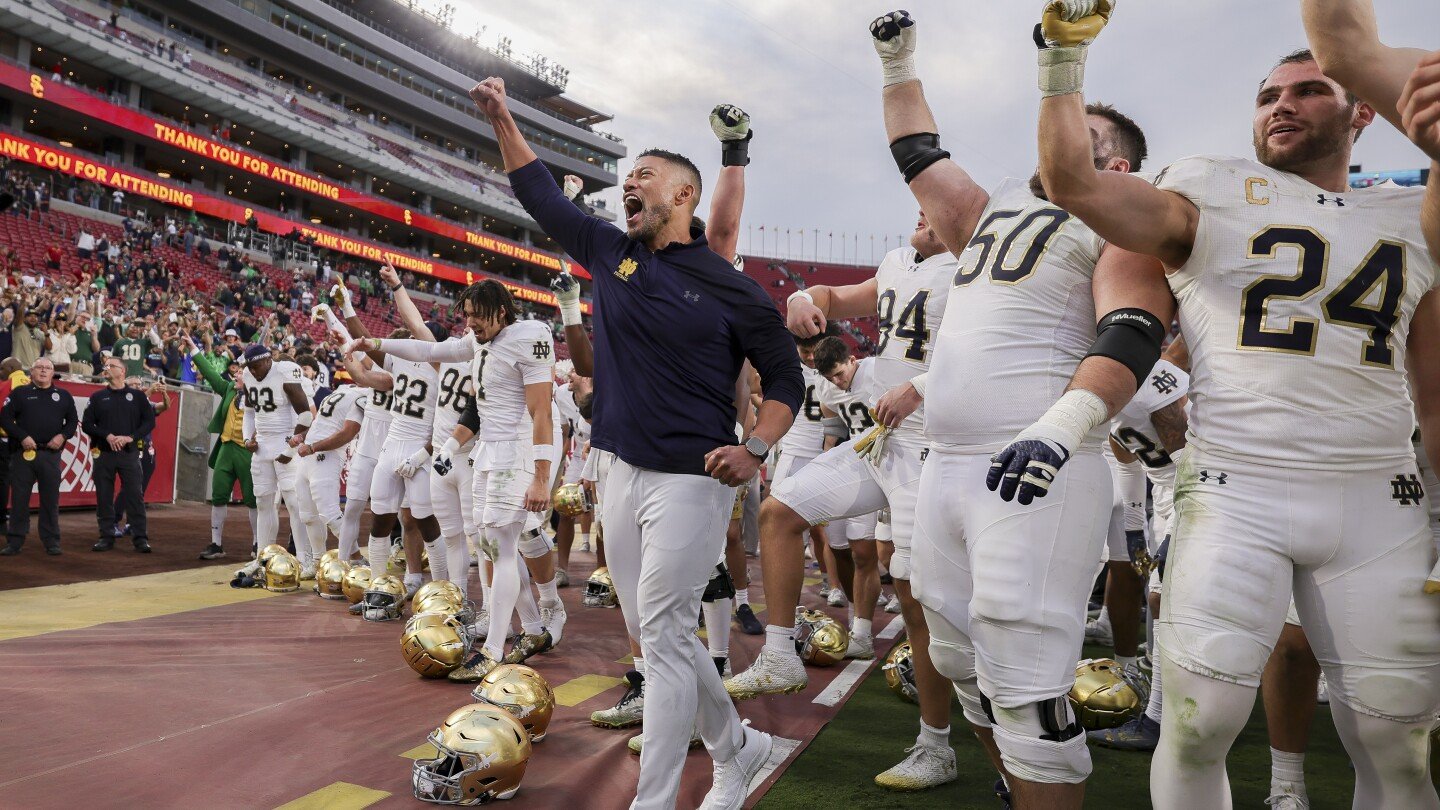 notre-dame-and-indiana-get-1st-taste-of-playoff-football-under-the-friday-night-lights
