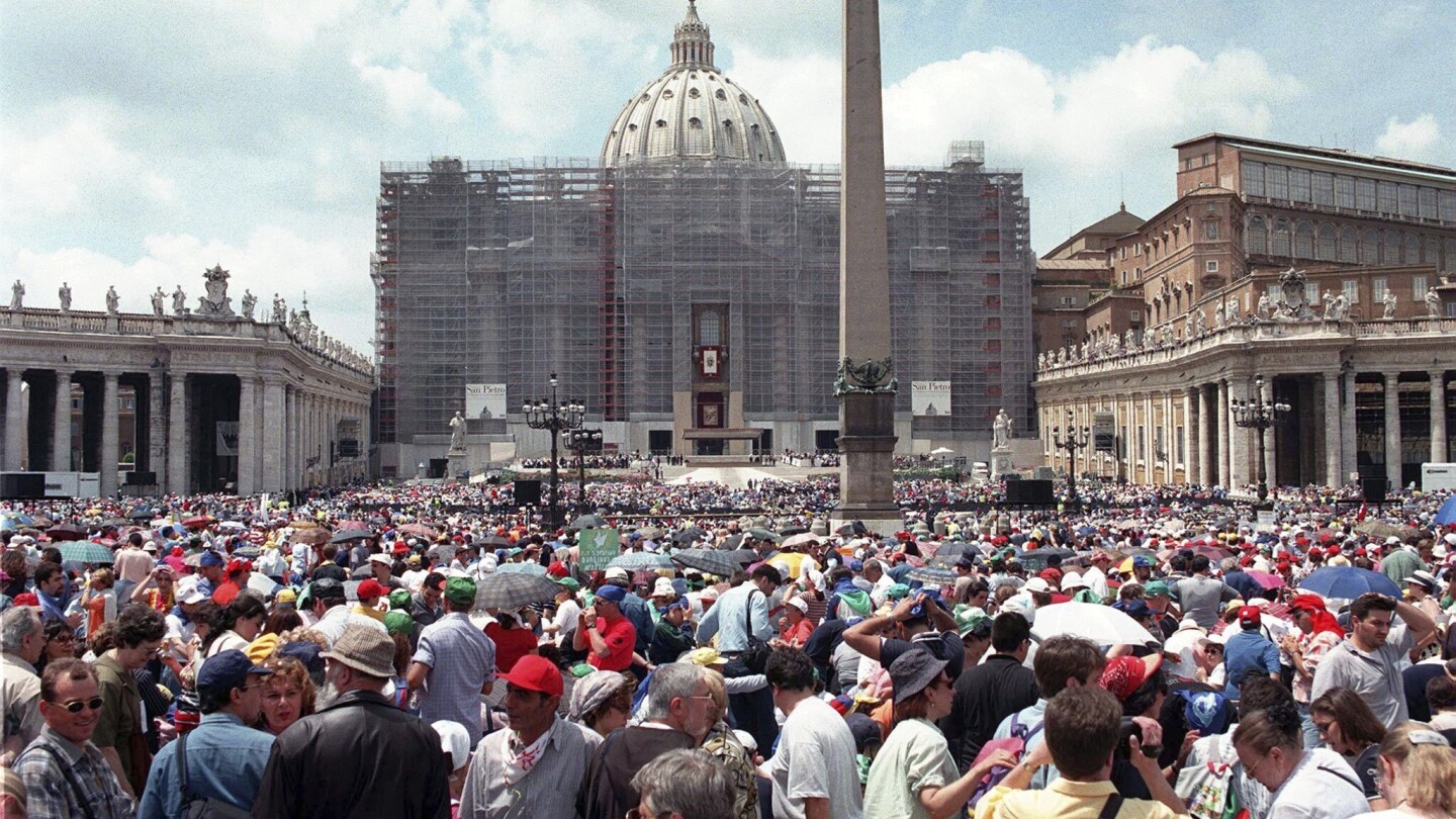 el-gran-ano-santo-del-papa-agrava-la-crisis-de-vivienda-por-el-exceso-de-turismo-en-roma