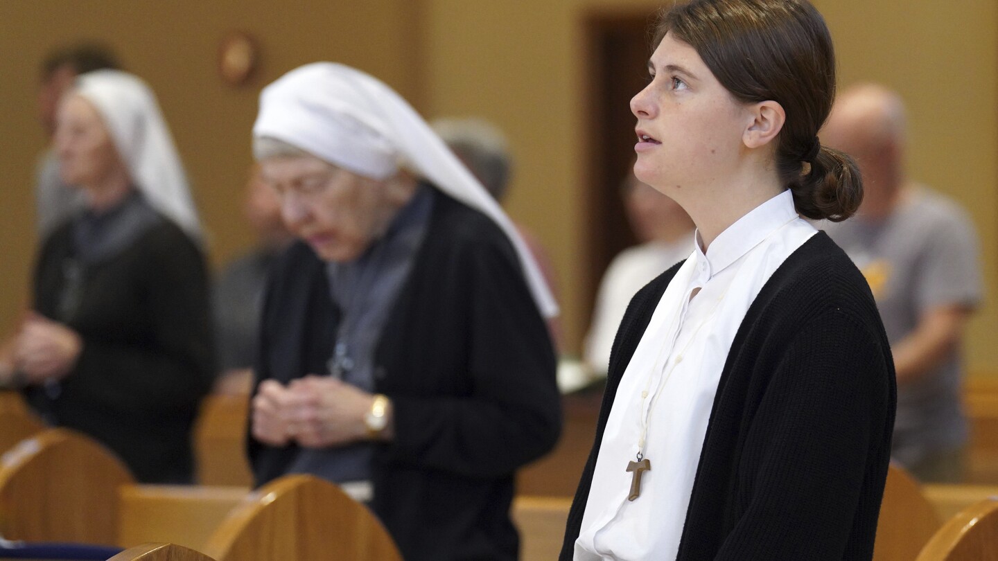 leap-of-faith:-a-few-young-women-in-us-buck-the-trends-by-joining-the-ranks-of-catholic-nuns