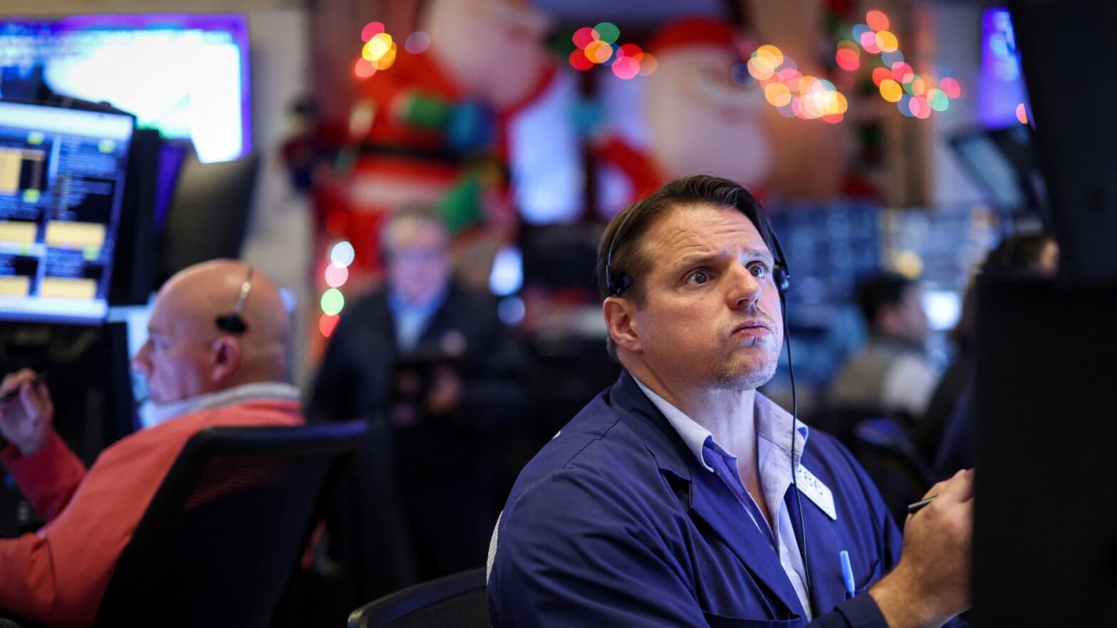 a-santa-claus-rally-could-come-just-in-time-next-week-to-help-stocks-end-the-year-on-a-high-note