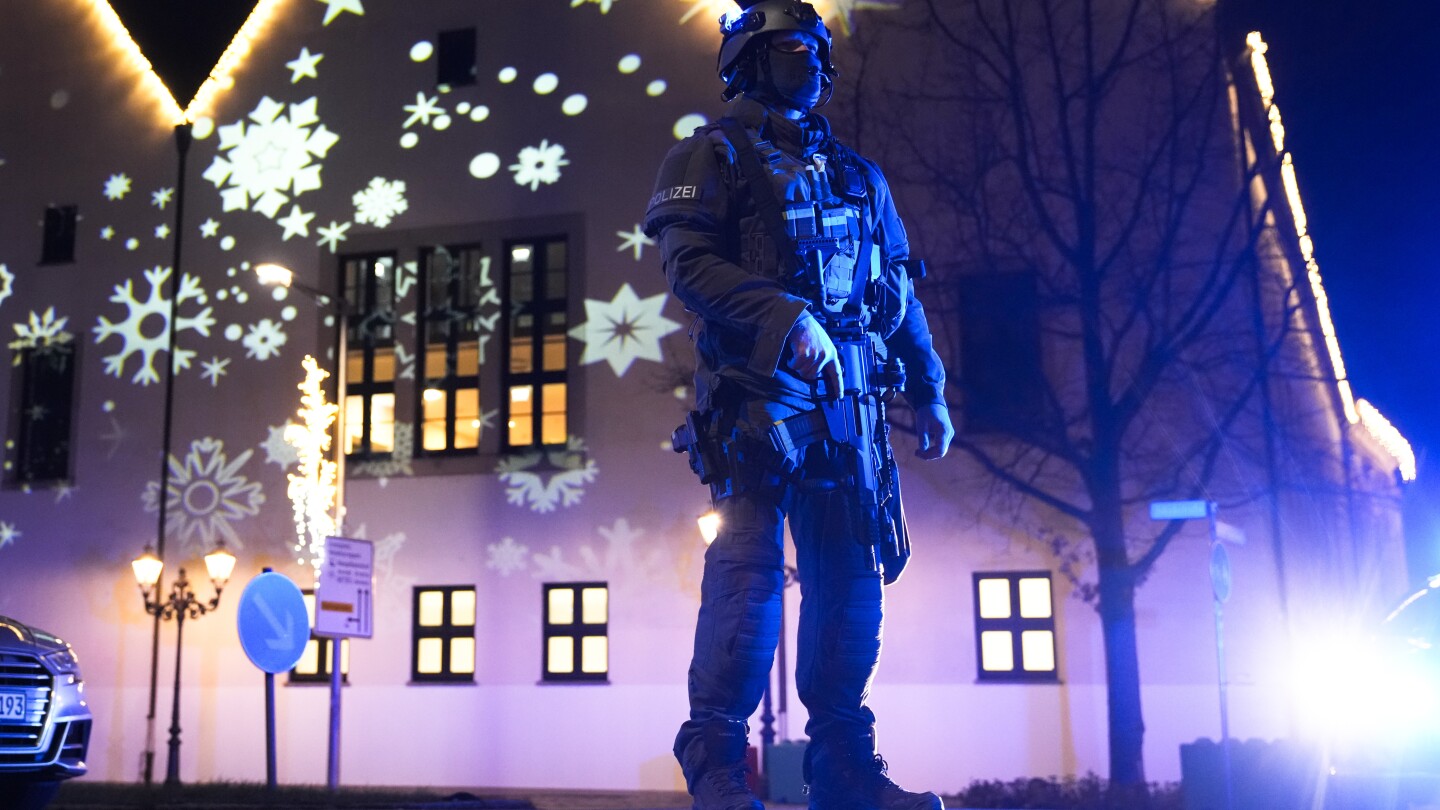 germans-mourn-attack-on-christmas-market-with-no-answers-about-why