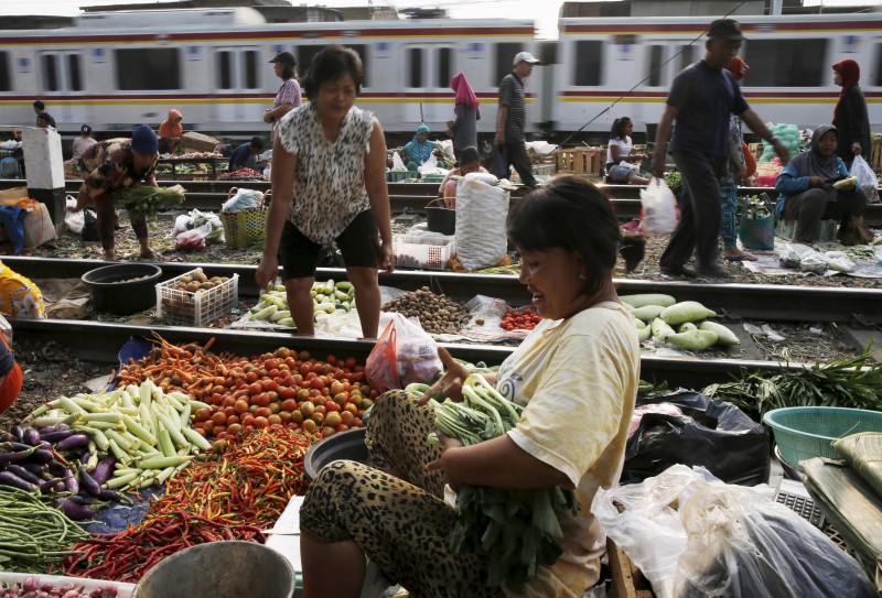 emerging-markets-face-heavy-weekly-fund-outflows-–-jp-morgan-by-investing.com