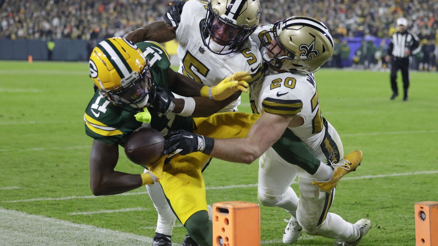 packers-clinch-playoff-berth-with-1st-shutout-in-nfl-this-season,-34-0-over-saints
