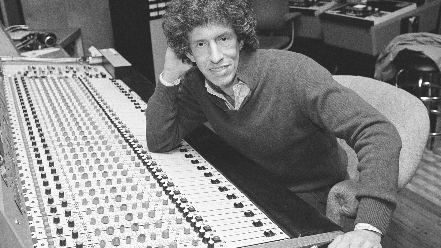 richard-perry,-record-producer-behind-‘you’re-so-vain’-and-other-hits,-dies-at-82