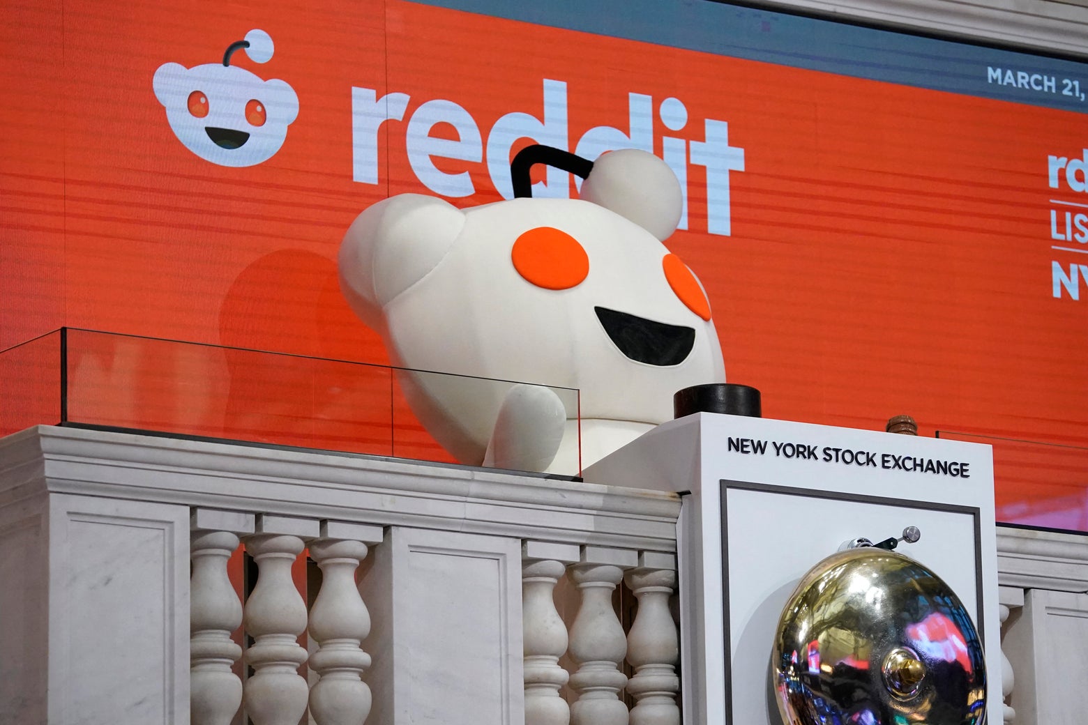 reddit-stock-is-booming-we-should-be-worried.